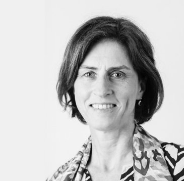 portret Anita Dekker zwart wit